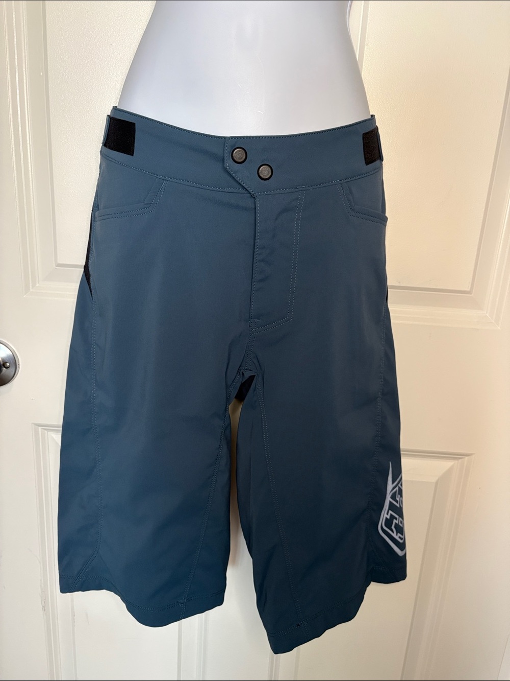 TLD Flowline Men's Dark Slate Blue MTB Shorts with liner Size 30